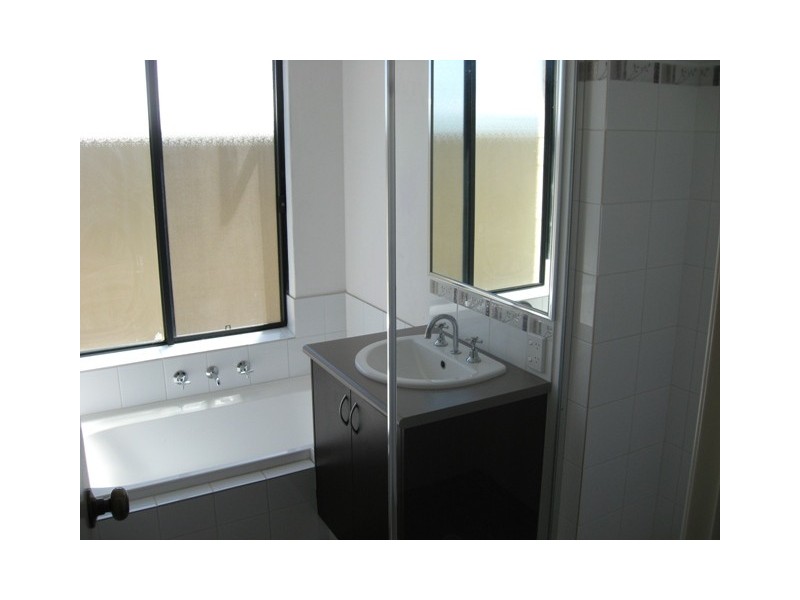 135 Dalrymple Drive, Leda WA 6170