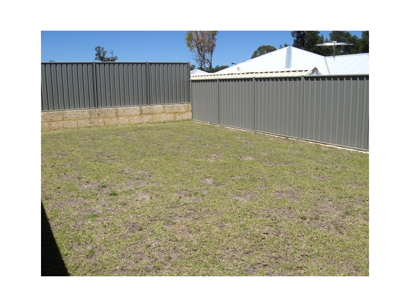 135 Dalrymple Drive, Leda WA 6170