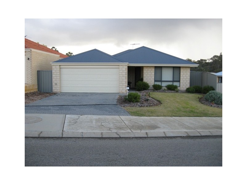 135 Dalrymple Drive, Leda WA 6170