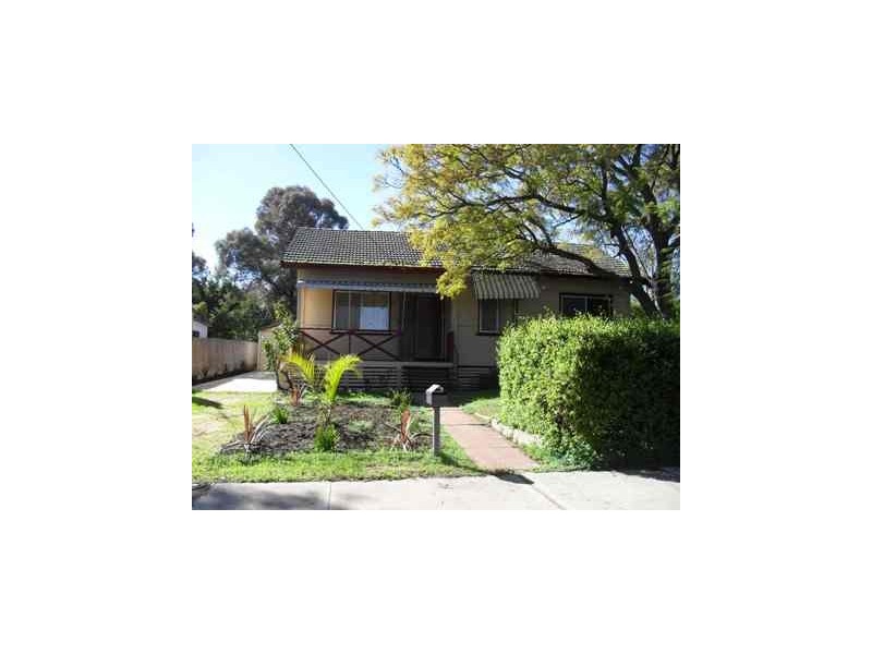 49 Medina Avenue, Medina WA 6167