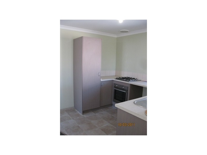 8 Oakham Way, Orelia WA 6167