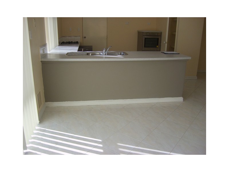 8 Eton Court, Parmelia WA 6167