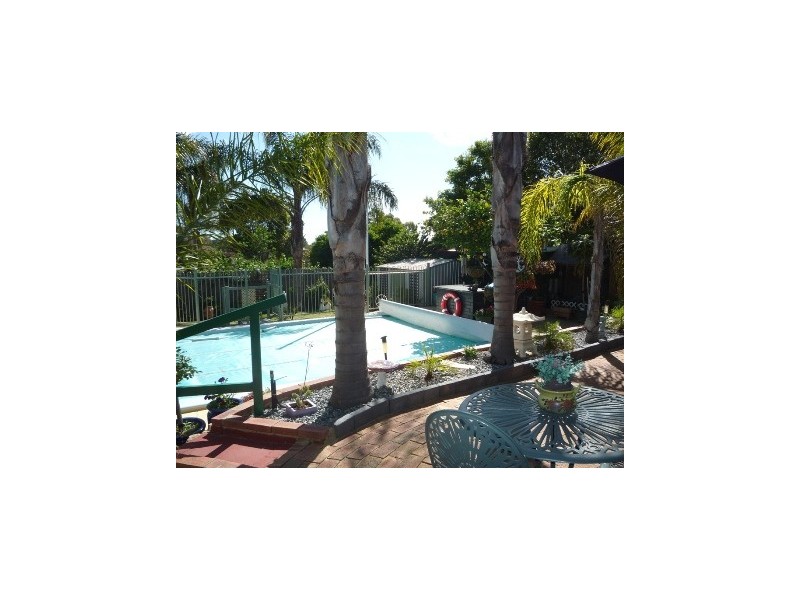 21 Barron Way, Orelia WA 6167