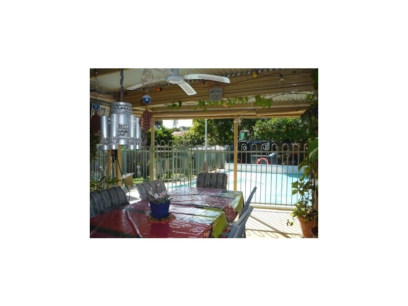 21 Barron Way, Orelia WA 6167