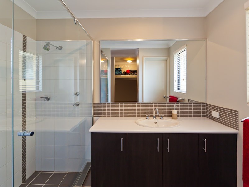 323 Lambeth Circle, Wellard WA 6170