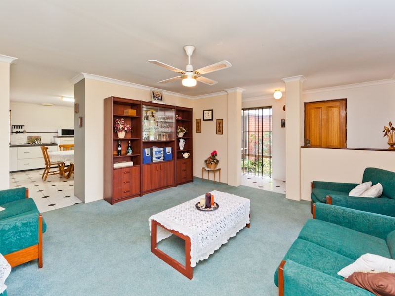 13 La Rochelle Ramble, Port Kennedy WA 6172