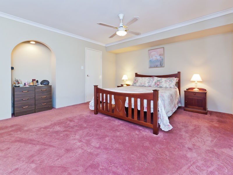 13 La Rochelle Ramble, Port Kennedy WA 6172