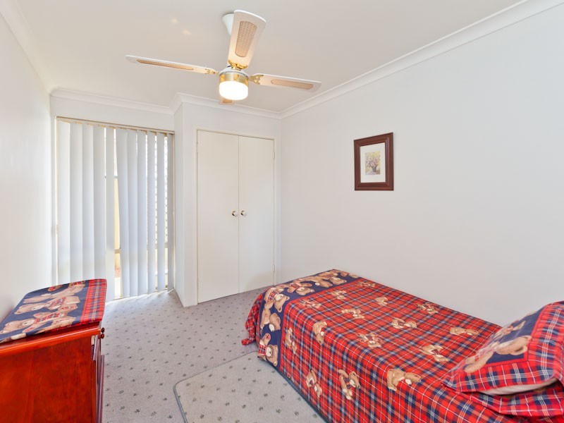 13 La Rochelle Ramble, Port Kennedy WA 6172