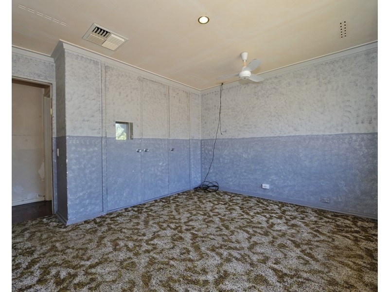 7 Dawson Way, Parmelia WA 6167