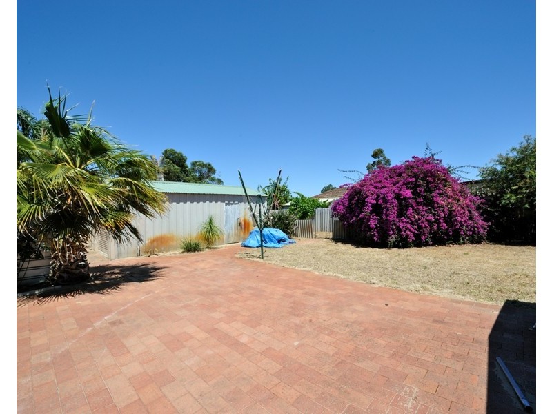 7 Dawson Way, Parmelia WA 6167