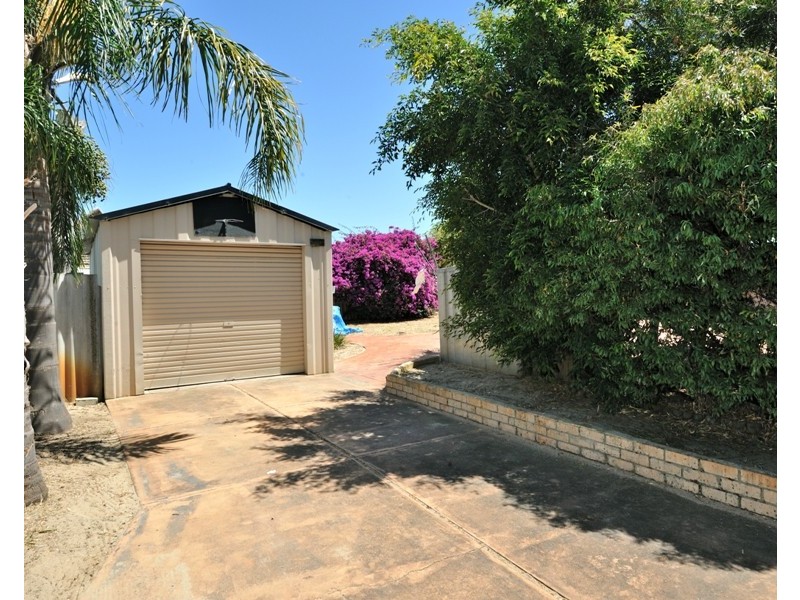 7 Dawson Way, Parmelia WA 6167