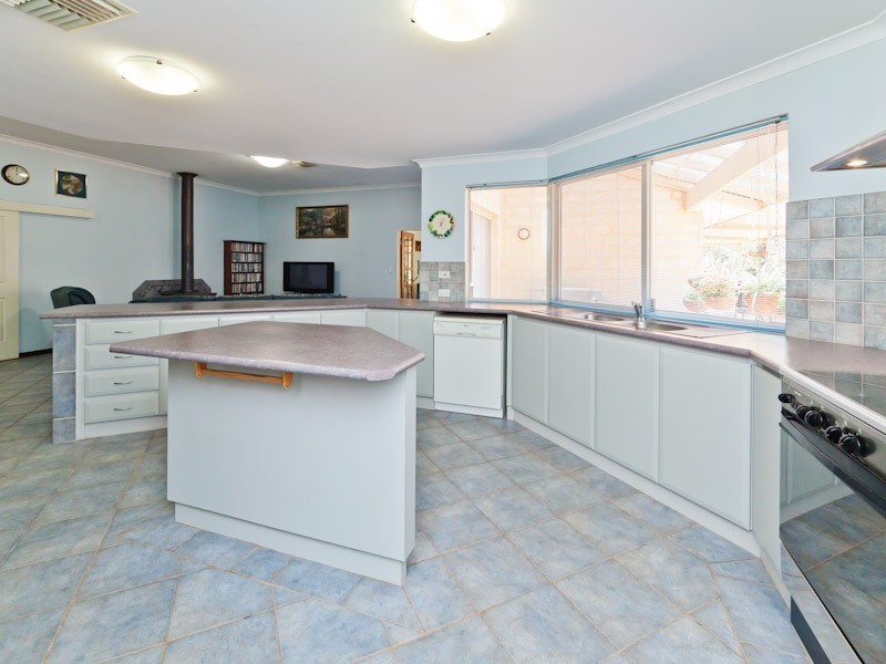 20 Shipsey Place, Wellard WA 6170