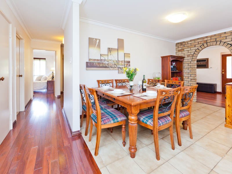 130 Gladstone Drive, Serpentine WA 6125