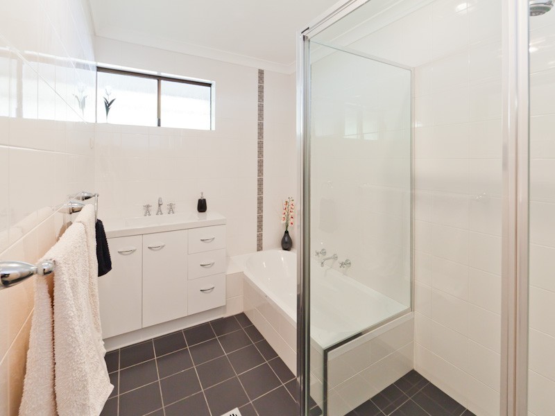 130 Gladstone Drive, Serpentine WA 6125