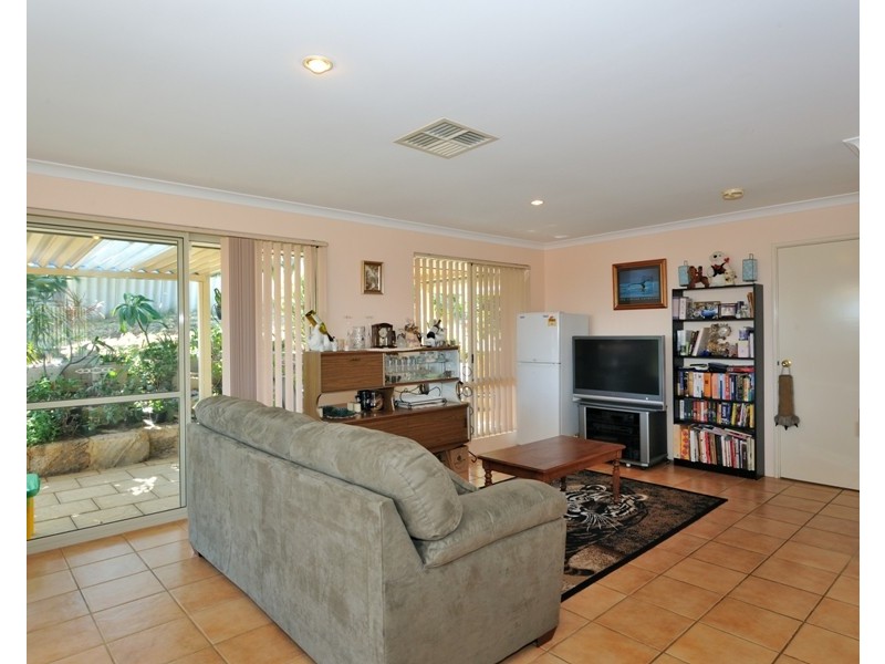 72 Warner Road, Parmelia WA 6167