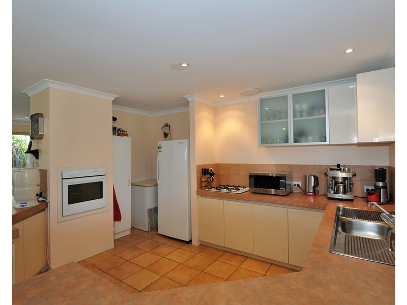 72 Warner Road, Parmelia WA 6167