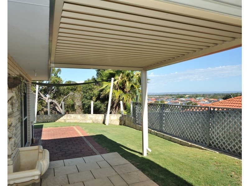 72 Warner Road, Parmelia WA 6167