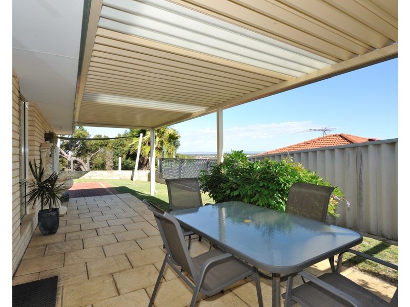 72 Warner Road, Parmelia WA 6167