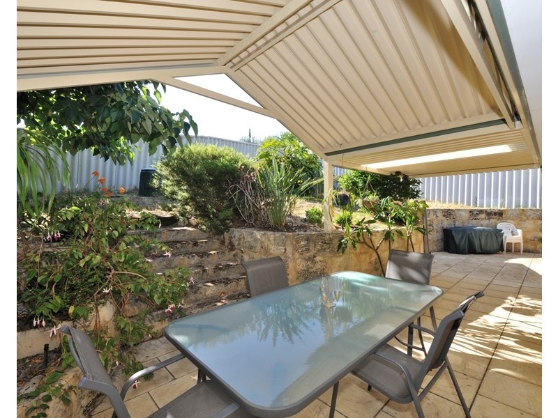 72 Warner Road, Parmelia WA 6167