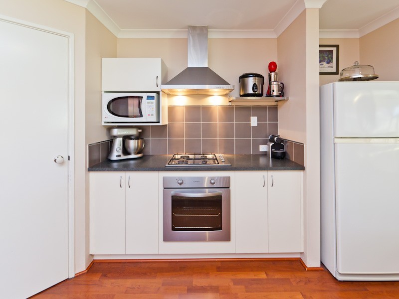 4 Protector Way, Bertram WA 6167