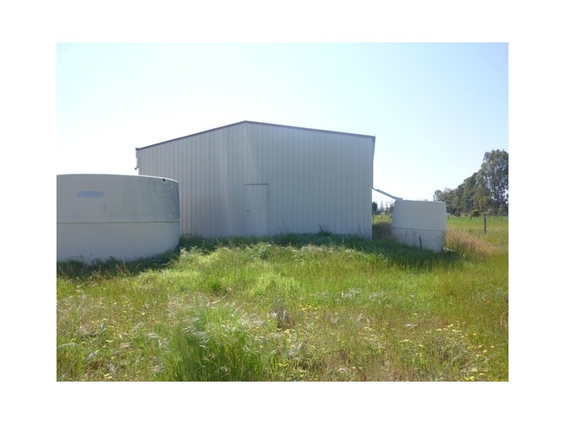 2 Mundijong Road, Baldivis WA 6171