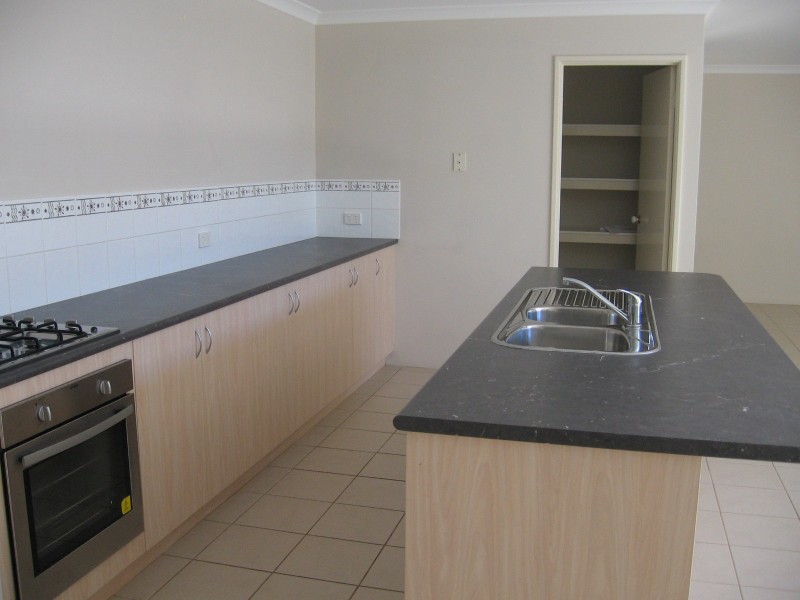 27 Lancelin Approach, Baldivis WA 6171