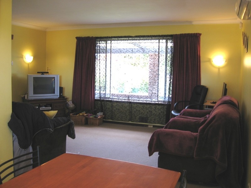 15 Tarup Place, Hillman WA 6168