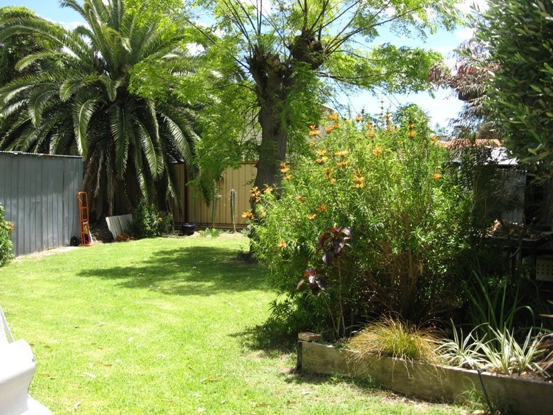 15 Tarup Place, Hillman WA 6168