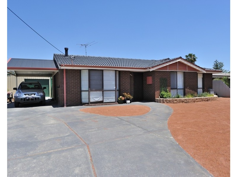 2 Orchard Road, South Lake WA 6164