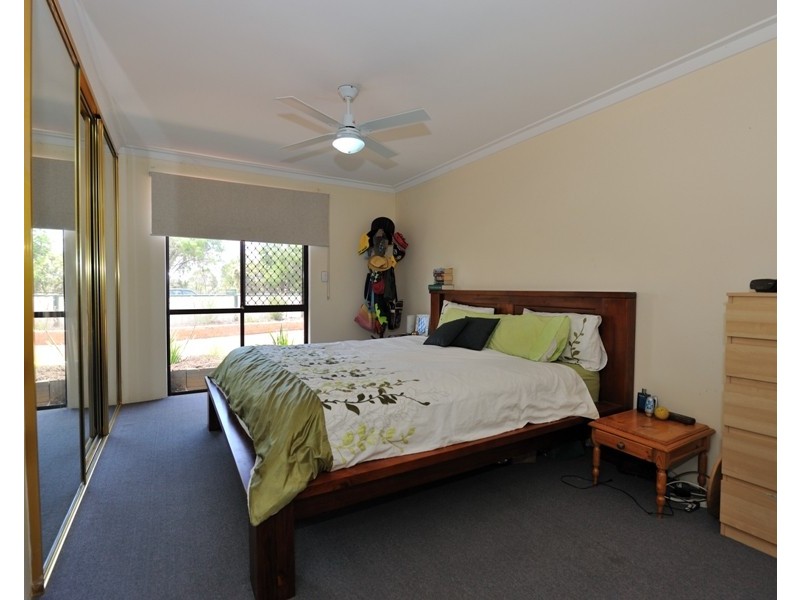 2 Orchard Road, South Lake WA 6164