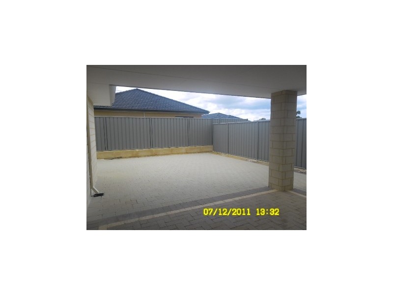 9 Shaftesbury Way, Wellard WA 6170