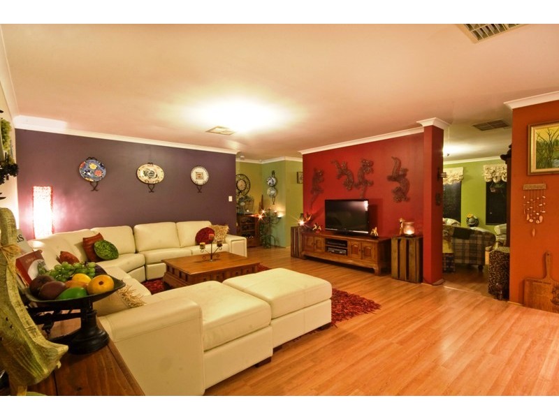 6 Unicorn Street, Bertram WA 6167