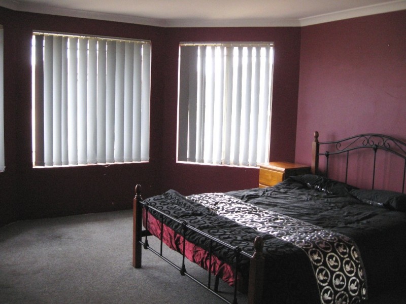 11 Addingham Crescent, Bertram WA 6167