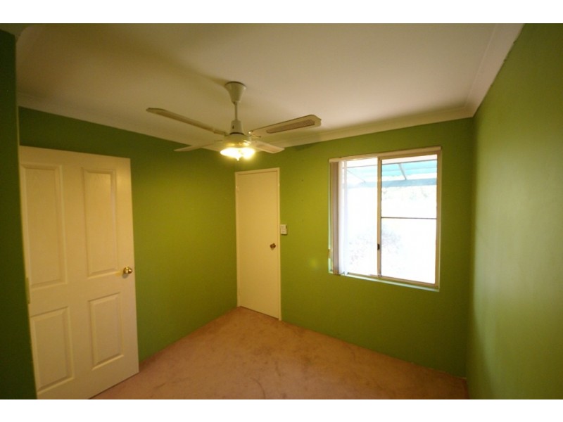 10 Perham Crescent, Leda WA 6170