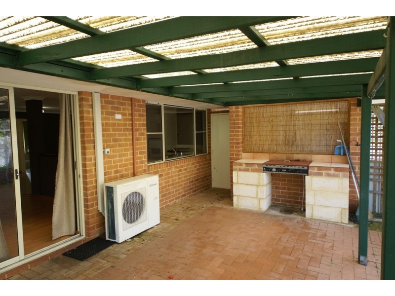 10 Perham Crescent, Leda WA 6170