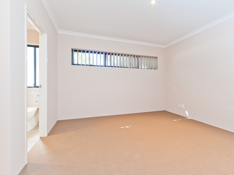 2B Atkinson Road, Medina WA 6167