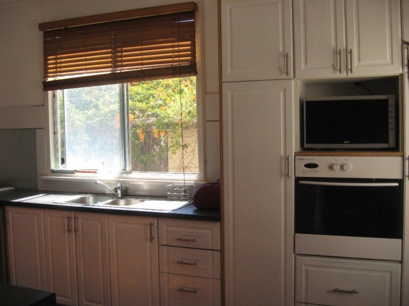 148 Medina Ave, Medina WA 6167