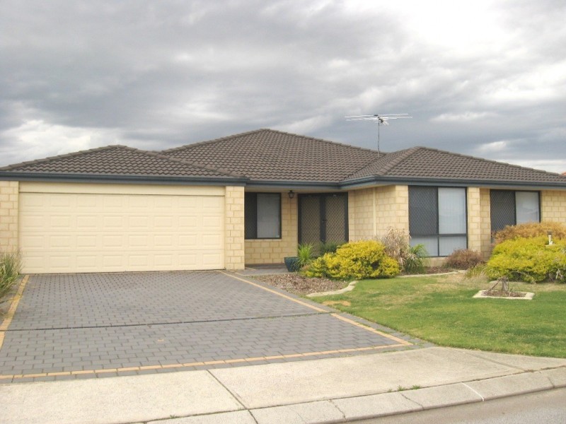 7 Daintree Loop, Bertram WA 6167