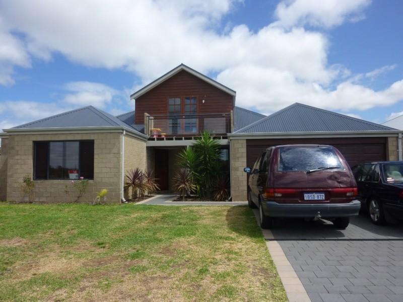 23 Surbiton Approach, Wellard WA 6170