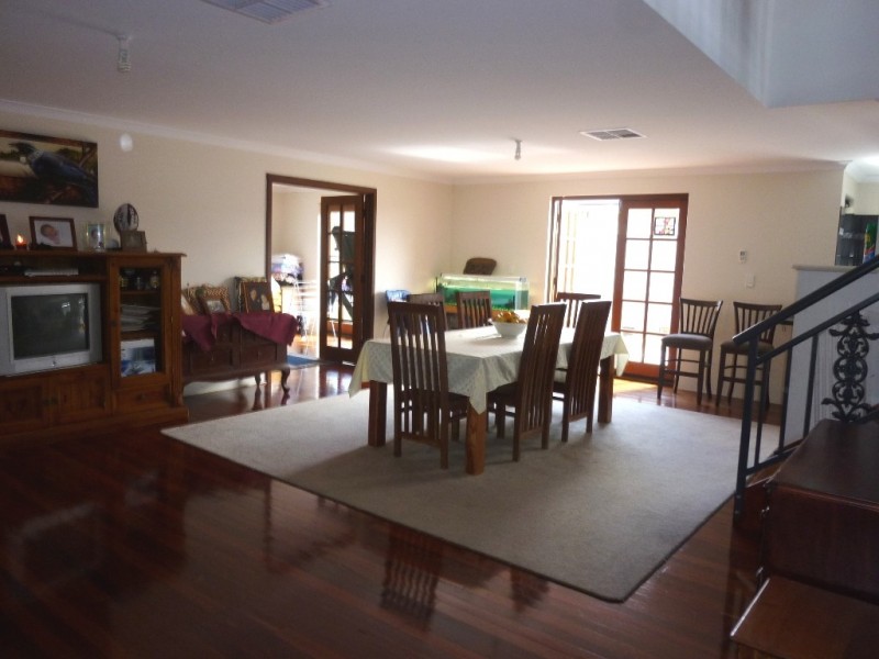 23 Surbiton Approach, Wellard WA 6170