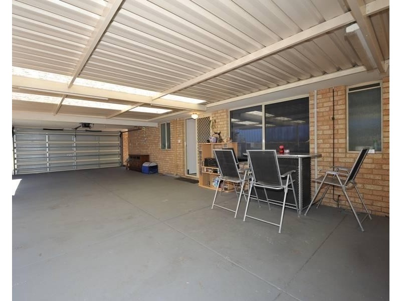 7 Brandon Mews, Parmelia WA 6167