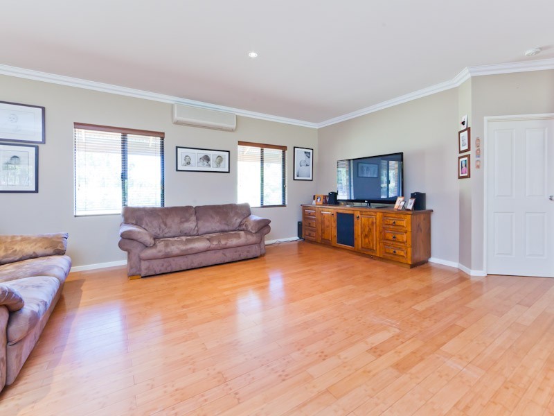 5 Bilya Avenue, Mardella WA 6125