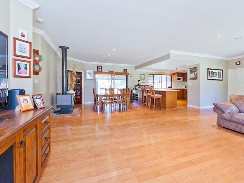 5 Bilya Avenue, Mardella WA 6125