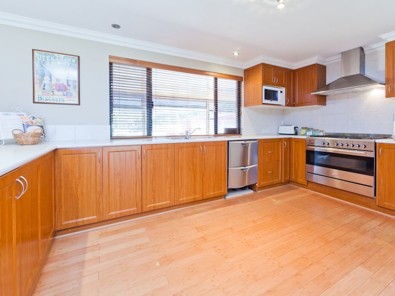 5 Bilya Avenue, Mardella WA 6125