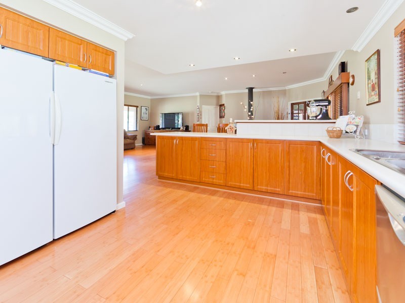 5 Bilya Avenue, Mardella WA 6125