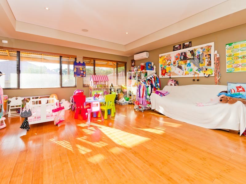 5 Bilya Avenue, Mardella WA 6125