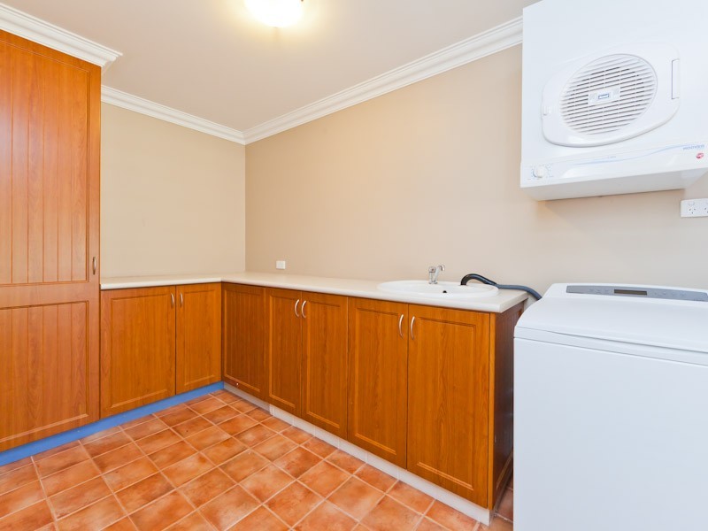 5 Bilya Avenue, Mardella WA 6125