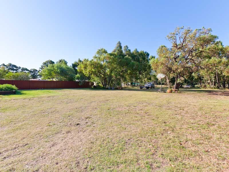 5 Bilya Avenue, Mardella WA 6125