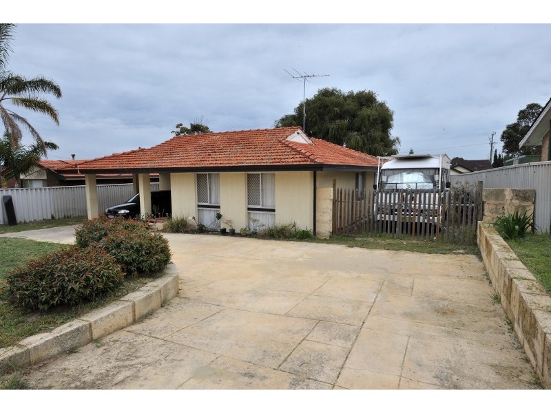 9 Farmer Way, Parmelia WA 6167