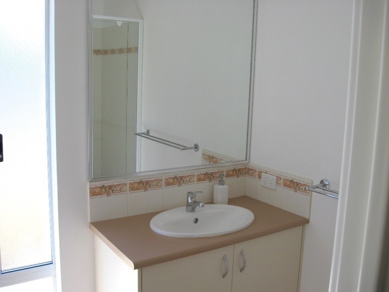 27 Thaxted Street, Wellard WA 6170